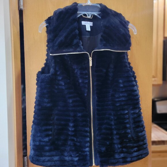 Calvin Klein Black Faux Fur Vest w/Gold Zipper Size Medium EUC - Picture 1 of 5